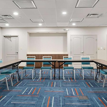 Hampton Inn Milford Eksteriør billede