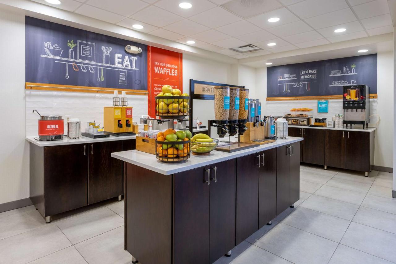 Hampton Inn Milford Eksteriør billede