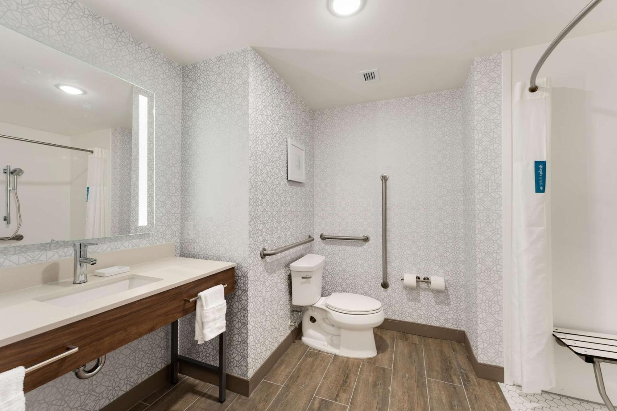 Hampton Inn Milford Eksteriør billede