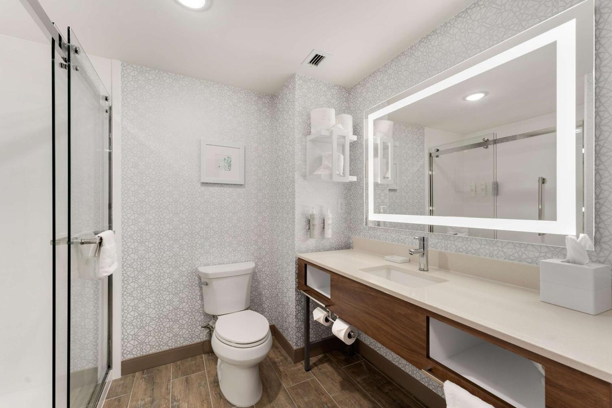 Hampton Inn Milford Eksteriør billede