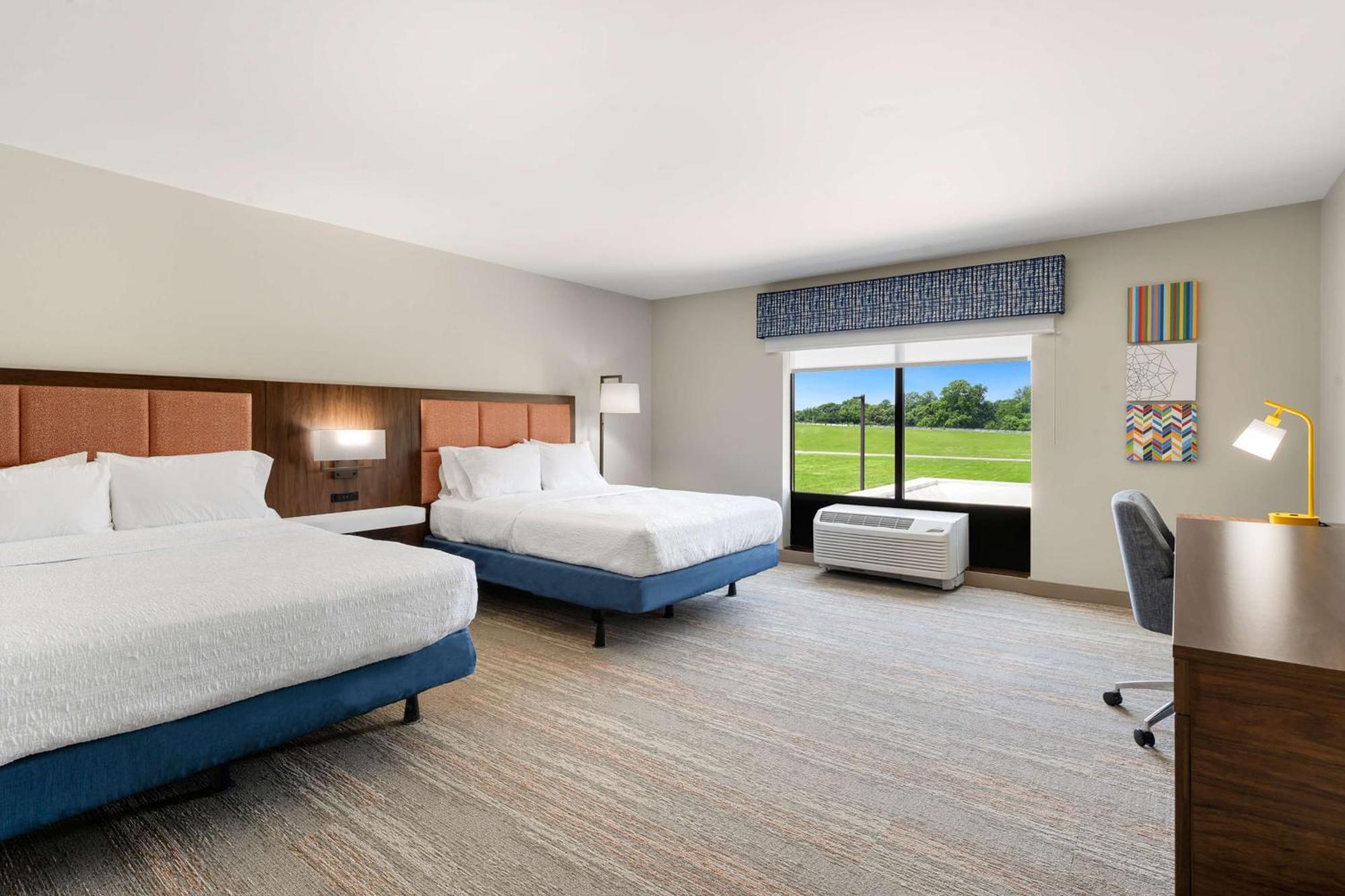 Hampton Inn Milford Eksteriør billede