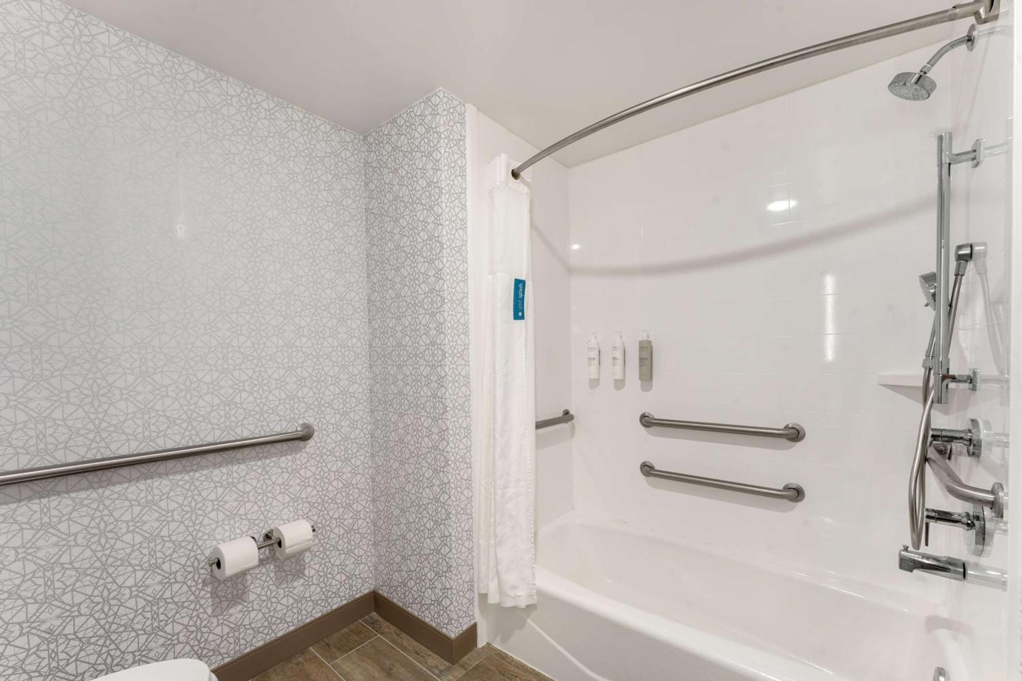 Hampton Inn Milford Eksteriør billede